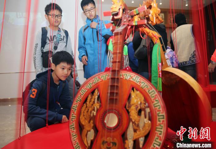 捕魚機:雲南矇自過橋米線緣何入口入心